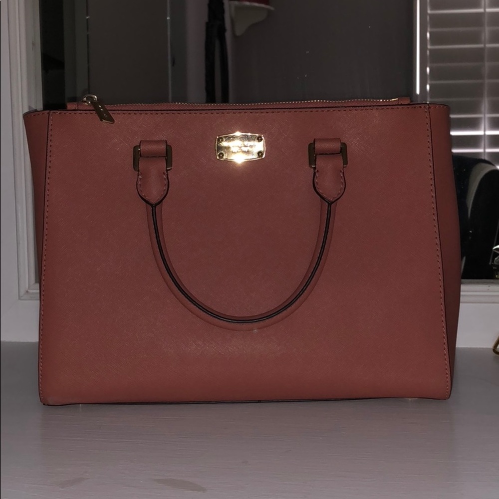 Michael kors purse